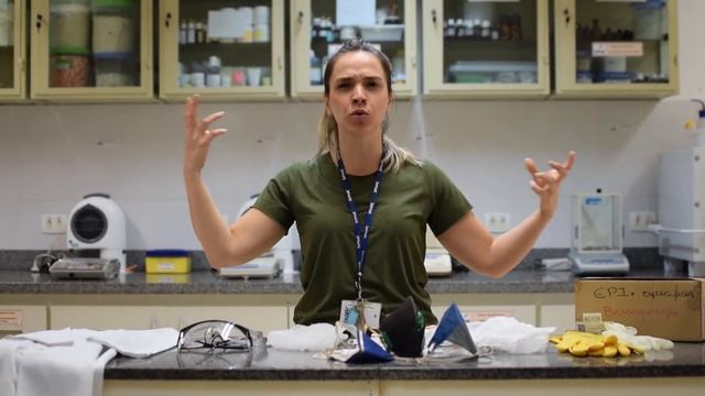 13. Roteiro 13: Biossegurança em manipulação: EPIs, EPCs e equipamentos de segurança em geral смотреть онлайн