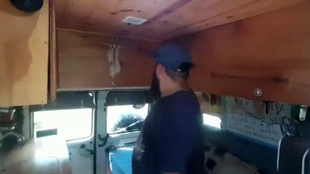 VAN TOUR ? Transformamos Un Furgon En Nuestro Hogar? TRAFIC MOTORHOME