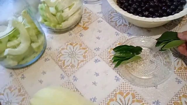 Компот с кабачками( заготовки на зиму). смотреть онлайн