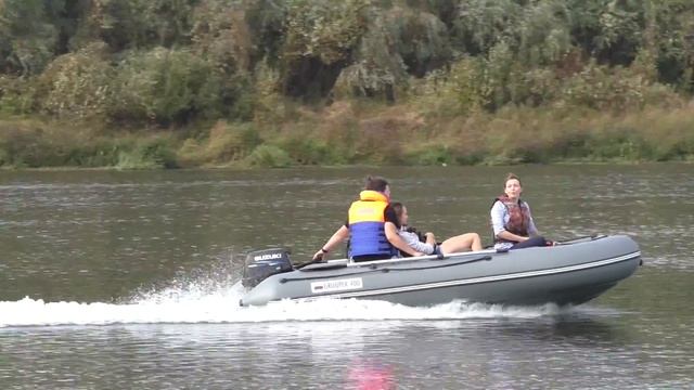 Видишь колеса? — Нет. — И я не вижу. А они есть!))) смотреть онлайн