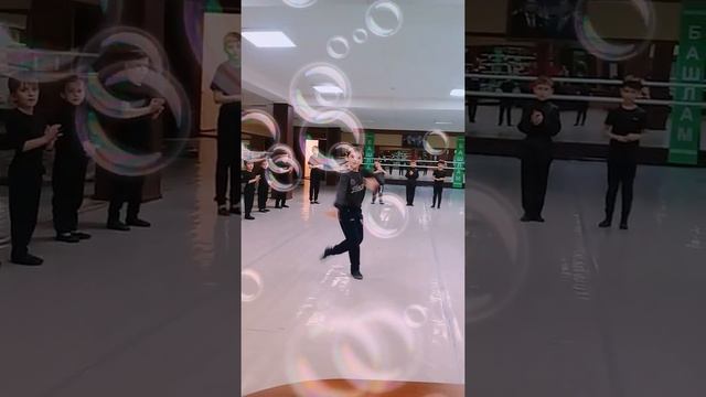 Танцор Чеченский смотреть онлайн