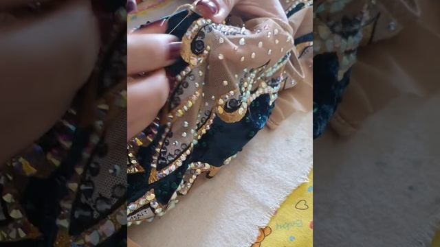 Пришиваем стразы 