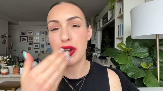TOM FORD LIQUID LIP LUXE MATTE?WORTH IT?? SWATCHES & REVIEW | DEVOTED, SECRET RENDEZVOUS, TEMPTRESS смотреть онлайн