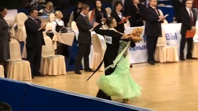 Капуста Дмитрий - Калиш Екатерина, медл. вальс смотреть онлайн