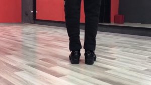 Фламенко техника  ног  урок №4. Дробные выстукивания