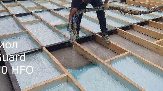 Утепляем полы склада закрыто ячеистым пенополиуретаном HFO смотреть онлайн