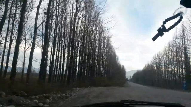Дорога из Кутаиси в сторону Багдати, Грузия, 27.12.2014 смотреть онлайн