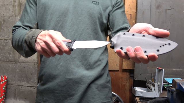 Extreme Edge Custom Kydex - Gerber StrongArm смотреть онлайн