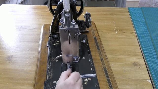 Швейная машинка " Глория" 1890 г. компании HAID & NEU и Ж. Блок. смотреть онлайн