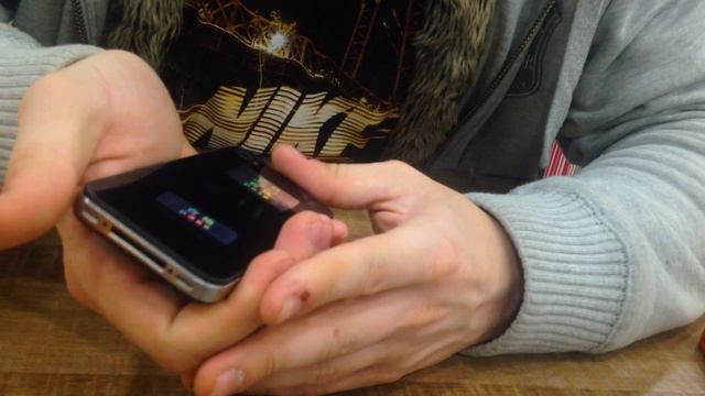 АЙФОН 4 ЗАМЕНА ЗАДНЕЙ КРЫШКИ смотреть онлайн