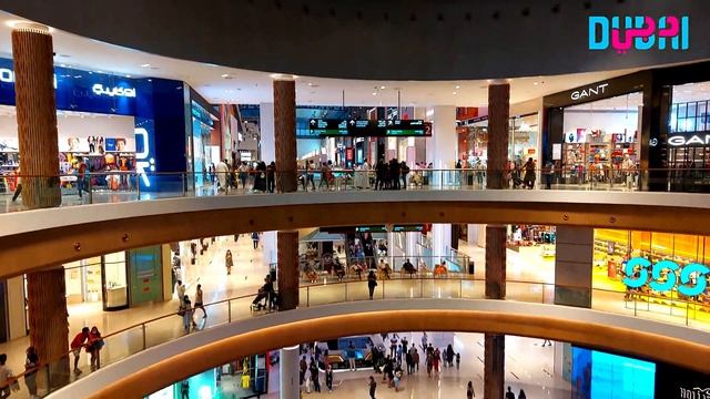 THE DUBAI MALL WATERFALLS WITH SCULPTURES OF HUMAN PEARL DIVERS смотреть онлайн
