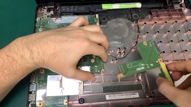 Замена жесткого диска на SSD в ноутбуке Asus X540L смотреть онлайн