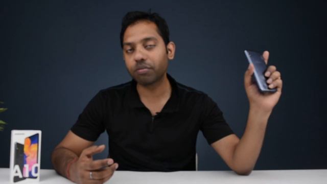 Samsung Galaxy A10 Unboxing and Full Review смотреть онлайн