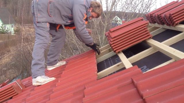 Монтаж цементно-песчаной черепицы своим руками смотреть онлайн