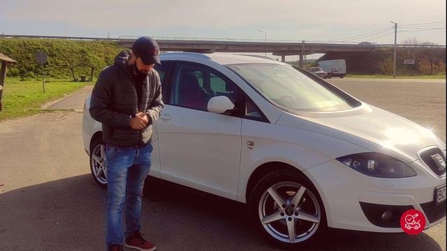 Вітрове скло. Скол ? Лобове скло під заміну?