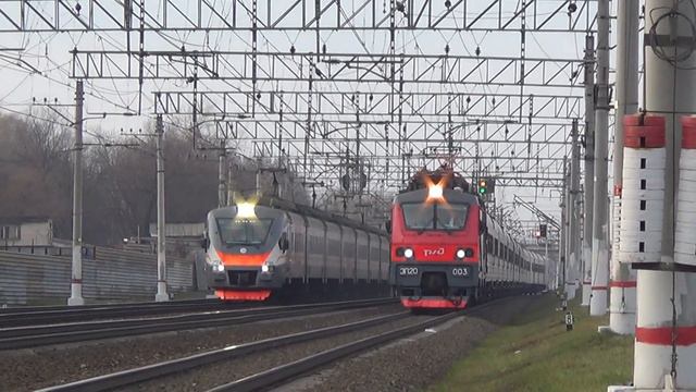 Электровоз ЭП20-003 с фирменным поездом Кубань №30 Москва - Новороссийск смотреть онлайн