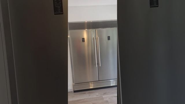 Forno FFFFD1933 LS and RS Upright Professional Freezer and fridge 28" Width смотреть онлайн