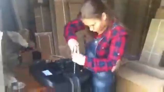 Сборка компьютерного стула смотреть онлайн