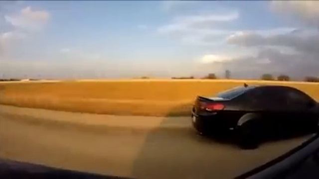 Chevy SS sedan vs SS Camaro смотреть онлайн