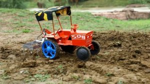 Пашем землю, сажаем цветы