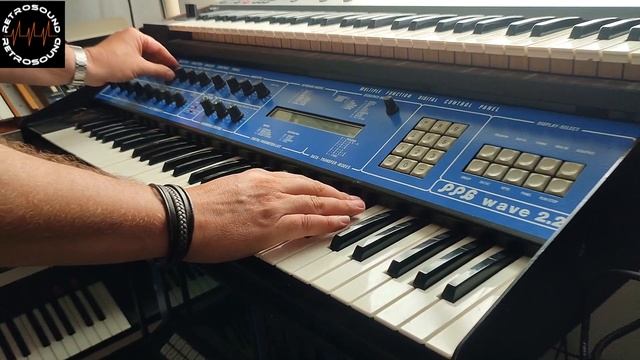 PPG wave 2.2 Wavetable Synthesizer (1982) The Pure Sound (no fx) смотреть онлайн
