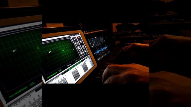 Animoog+Seaboard, Samplr and GO:Mixer смотреть онлайн