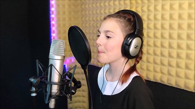 исполняет Варенька 11 лет "Учителям посвящается " автор песни Жанна Колмагорова смотреть онлайн