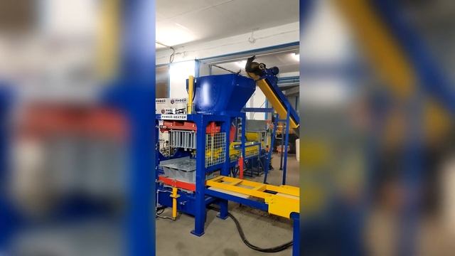Арболитовые блоки на вибропрессе "Рифей-Вектор" смотреть онлайн