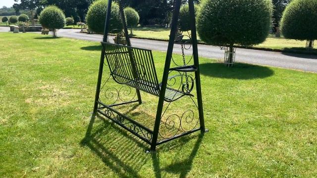 Black “Briar Rose” Garden Swing Seat смотреть онлайн