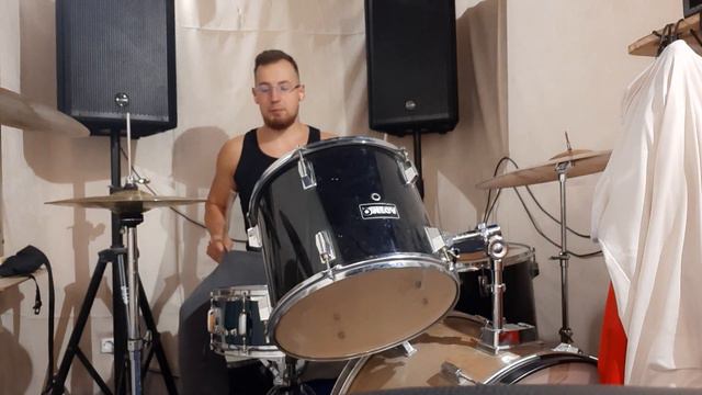 Упражнение для новичков на барабанах смотреть онлайн