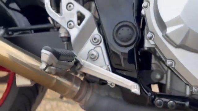 2008 Suzuki GSX650F смотреть онлайн