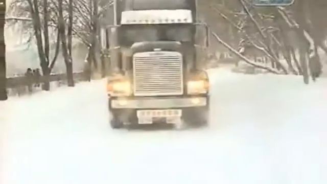 Freightliner on Russian TV смотреть онлайн