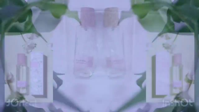 Парфюмерная вода для женщин It's Clear FLovers смотреть онлайн