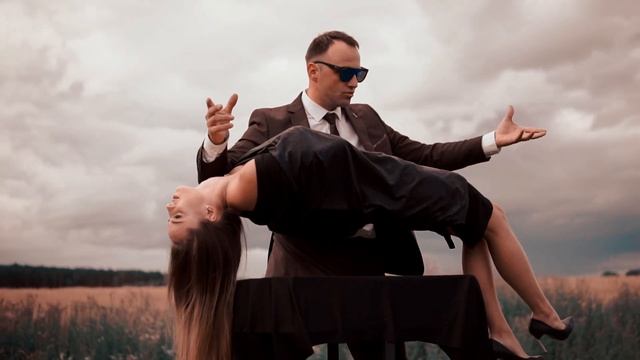 Nardi Show . Левитация зрителя