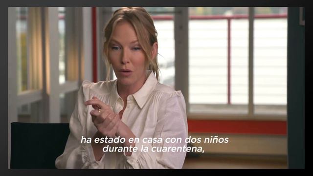 UVE22: Peter Scanavino y Kelli Giddish смотреть онлайн