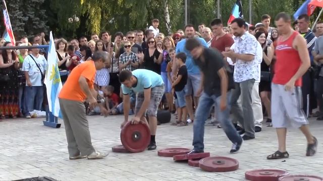 Динамит-шоу в честь дня города Донецка 29 08 2015 смотреть онлайн