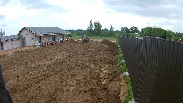 Планировка под газон мини погрузчикам Bobcat T750 смотреть онлайн