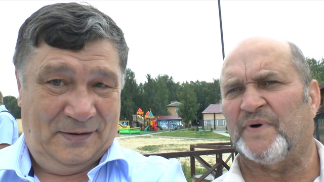 КРУПНЫМ ПЛАНОМ смотреть онлайн