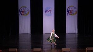 Авдеева Александра 10 лет. соло. народно - сценический танец "Травушка" педагог Моисеева Анна