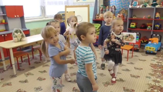 ДО "Детство". "С витаминами дружу и здоровье берегу". Аппликация "Фрукты на тарелочке" смотреть онлайн