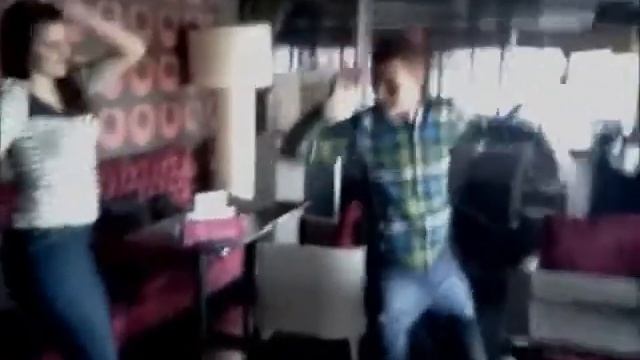 Танец живота , мастер-класс парням за 2 минуты :D смотреть онлайн