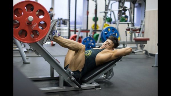 Виктор Симкин - Тренировка ног