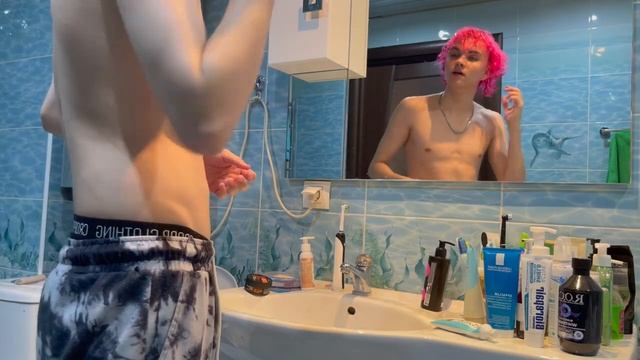 КАК ПОКРАСИТЬ ВОЛОСЫ В РОЗОВЫЙ ЦВЕТ смотреть онлайн