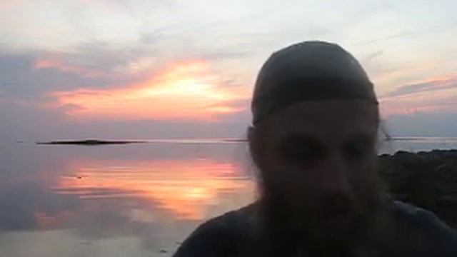 Многие любят Новый год,  а тут - С Новым полугодием!