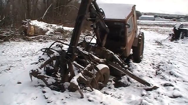 тракторист идиот в яму с трактором пойдёт смотреть онлайн