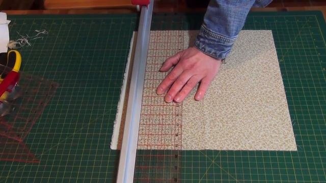 Как пользоваться линейкой с резаком для квилтинга смотреть онлайн