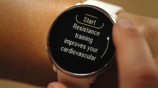 Polar Ignite | Using Key Features FitSpark™ And Nightly Recharge™ смотреть онлайн