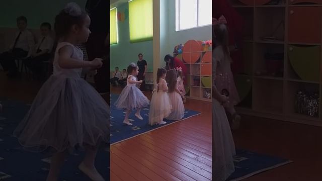 1 смеш. гр. танец с ложками смотреть онлайн