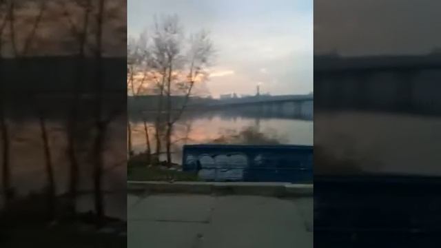 На левом берегу Днепра. Киев смотреть онлайн