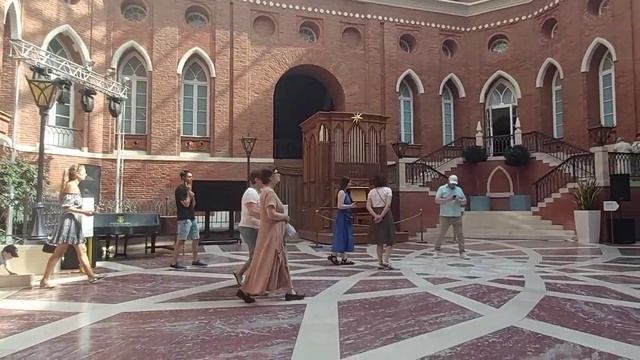 Выходные. Шашлычки. Музей-заповедник Царицыно. смотреть онлайн